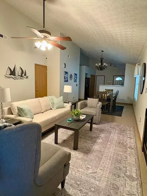 Columbus, OH 43240,8282 Mira Street