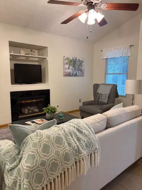 Columbus, OH 43240,8282 Mira Street