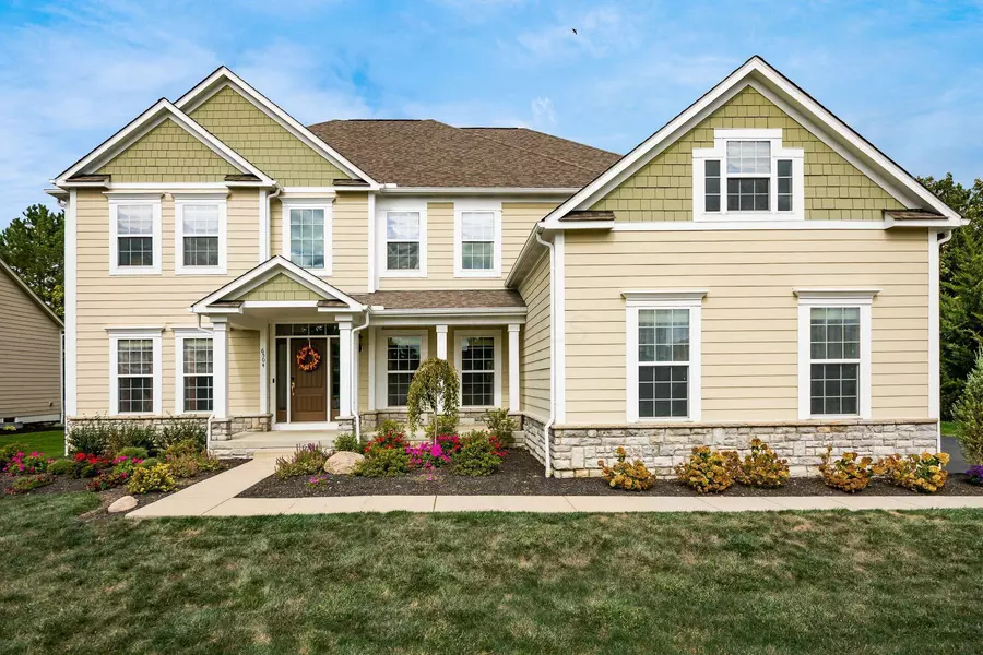 6504 Shadewater Drive, Hilliard, OH 43026