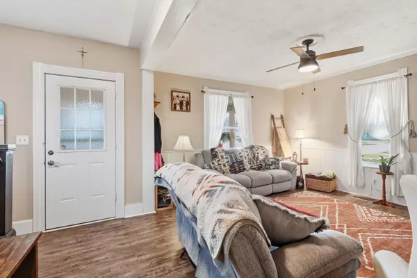 Bucyrus, OH 44820,703 S Poplar Street