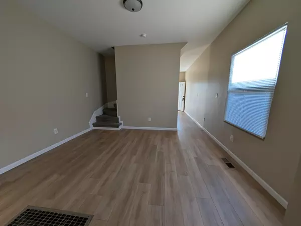 Columbus, OH 43219,3018 E 6th Avenue