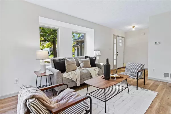 Reynoldsburg, OH 43068,419 Knob Avenue