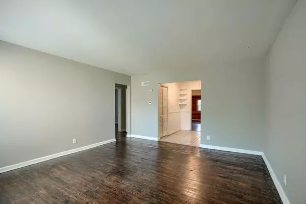 Columbus, OH 43213,59 N Everett Avenue