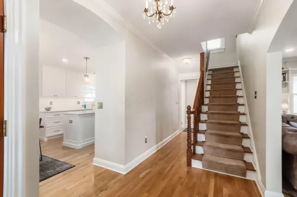 Columbus, OH 43212,1930 Coventry Road