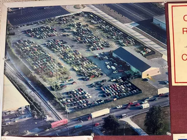 2835 Hill Avenue, Toledo, OH 43607