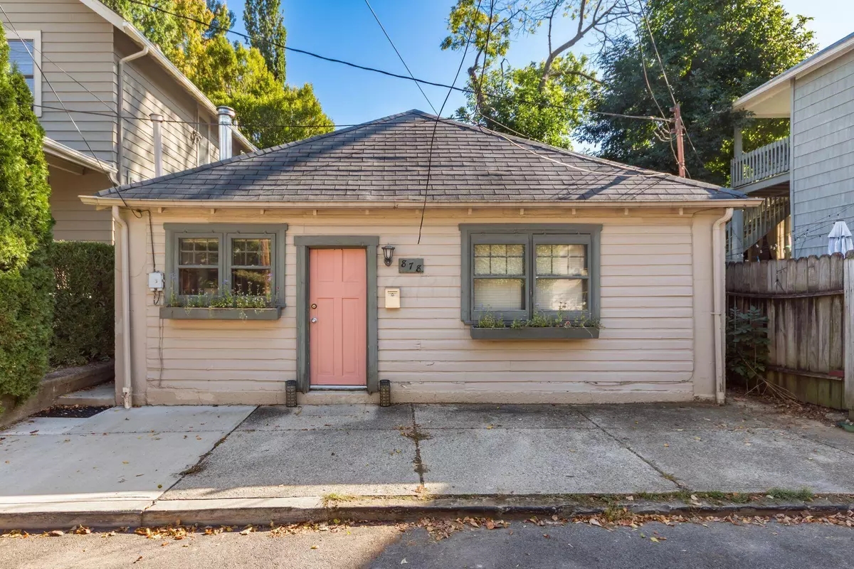 Columbus, OH 43206,878 S Lazelle Street