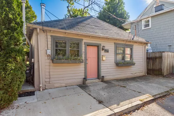 Columbus, OH 43206,878 S Lazelle Street