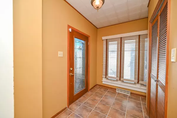 Marion, OH 43302,556 S Vine Street