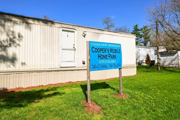 90 E 1st Street, The Plains, OH 45780