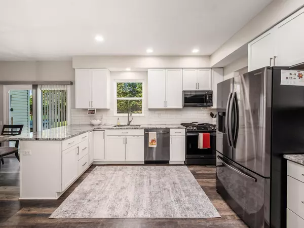 Lewis Center, OH 43035,7682 Holderman Street