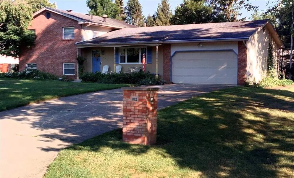 880 Briarbank Drive, Columbus, OH 43235