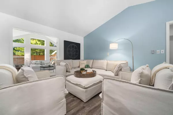 Dublin, OH 43017,5937 Meadowsglen Drive