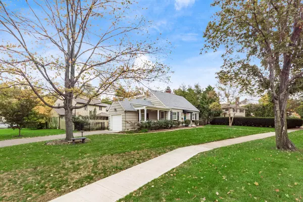 Columbus, OH 43221,2276 Northwest Boulevard