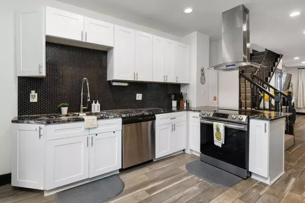 Columbus, OH 43203,241 Taylor Avenue #243