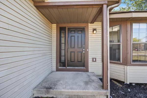 Canal Winchester, OH 43110,6948 Kinston Drive