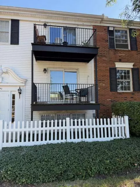 1440 Slade Avenue #202, Columbus, OH 43235