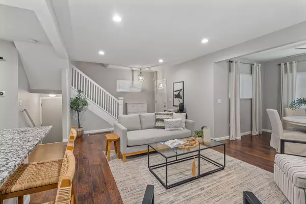 Columbus, OH 43206,718 Reinhard Avenue