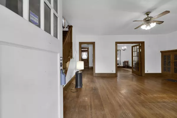 Columbus, OH 43206,667 E Columbus Street