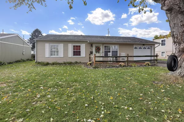 205 Indianhead Drive, Heath, OH 43056