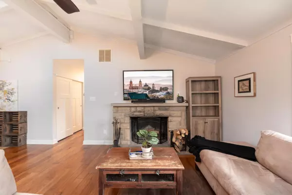 Columbus, OH 43221,4200 Dublin Road #5