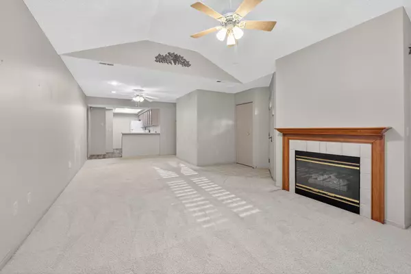 Hilliard, OH 43026,3822 Falls Circle Drive #23