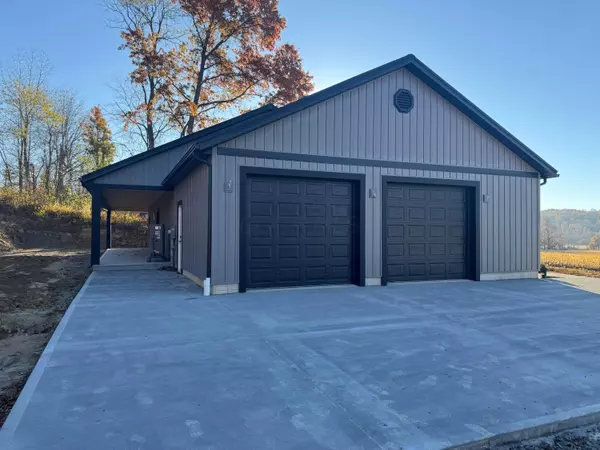 3328 State Route 37, Junction City, OH 43748