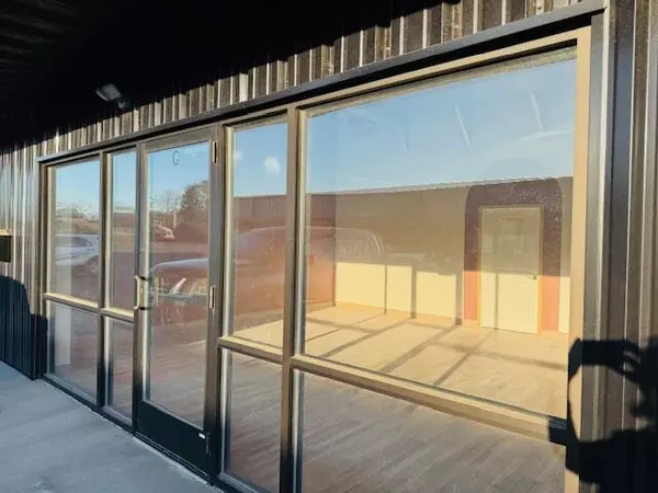 Lancaster, OH 43130,2567 E Main Street #C