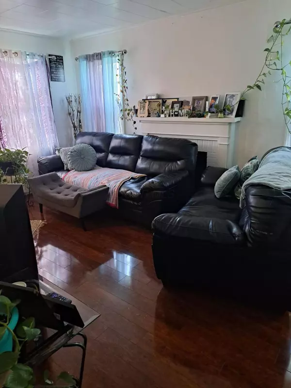 Columbus, OH 43211,1316 E 16th Avenue