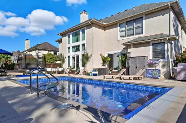 Westerville, OH 43082,369 Windcroft Drive