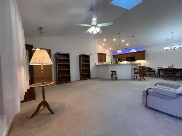 Newark, OH 43055,35 Stone House Court