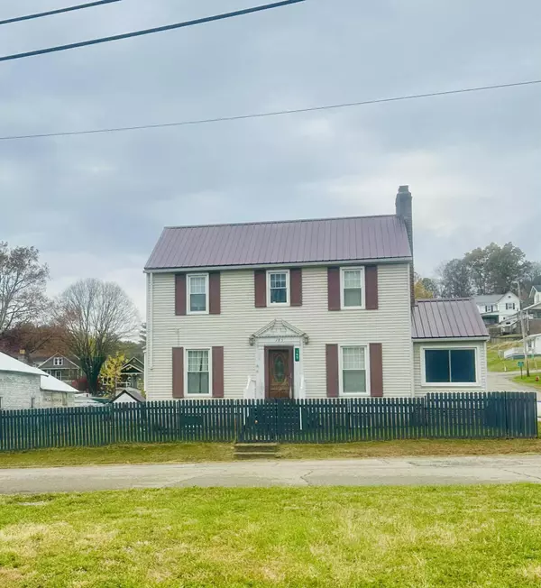 185 Adams Street, Corning, OH 43730