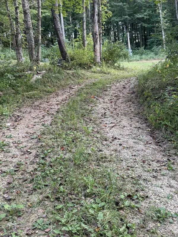 5855 E Olney Run, Mcconnelsville, OH 43756