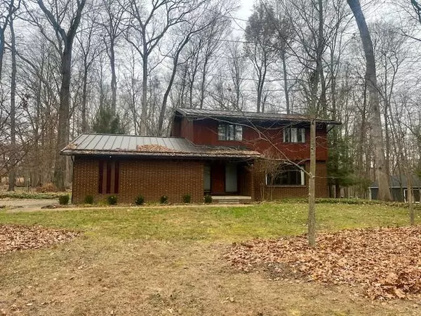 213 E Woodside Drive, Gambier, OH 43022