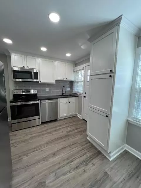 Columbus, OH 43214,4625 N High Street #4631