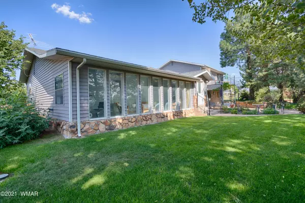 1810 Eager Avenue, Snowflake, AZ 85937