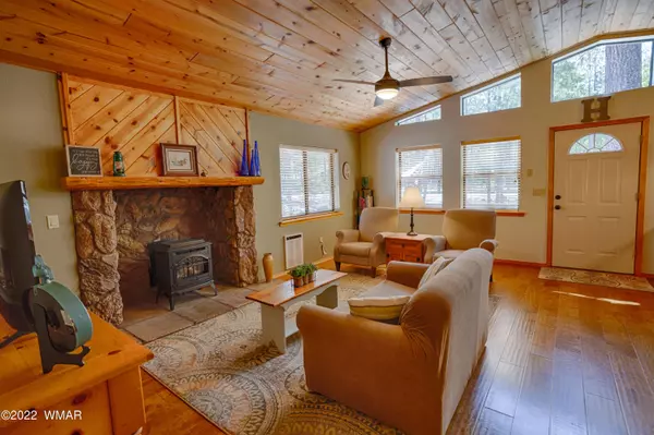 Pinetop, AZ 85935,2848 Blue Lake Drive