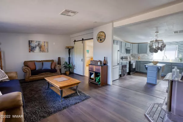 1167 Lone Pine Dam Road, Show Low, AZ 85901