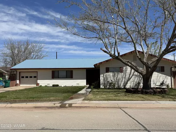 418 E Hampshire Street, Holbrook, AZ 86025