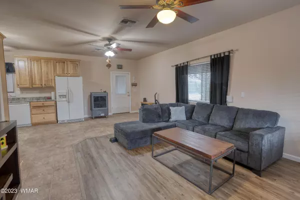 Show Low, AZ 85901,8564 Kaibab Lane