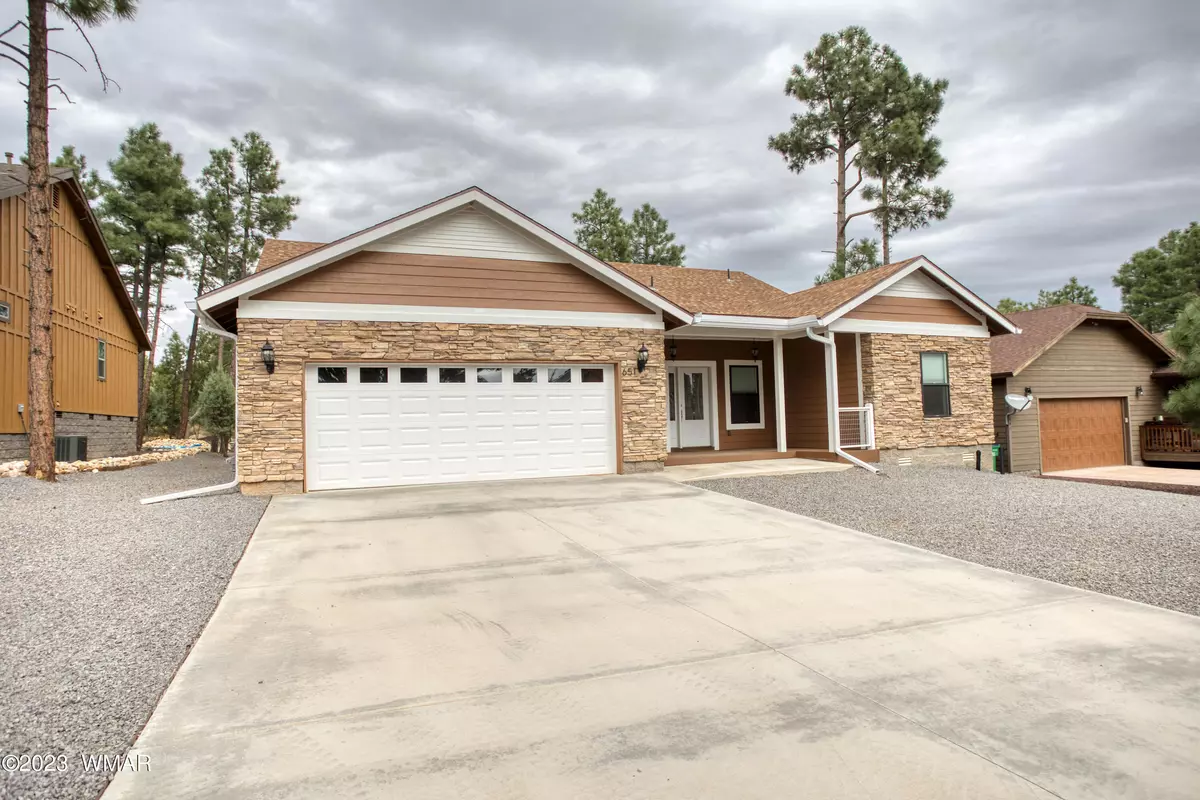 Show Low, AZ 85901,651 S Mountain Pines Avenue