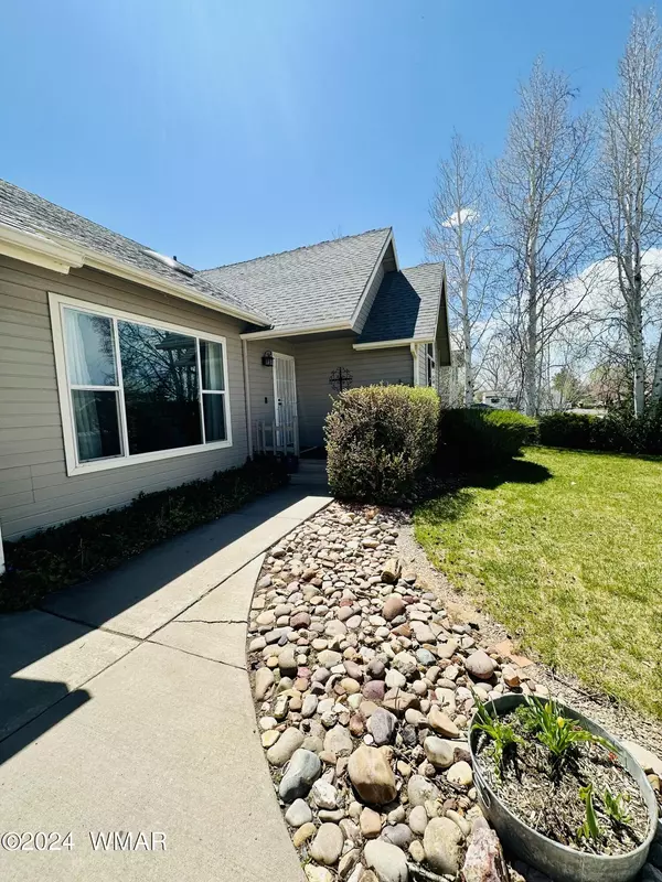 Show Low, AZ 85901,141 N Paloma