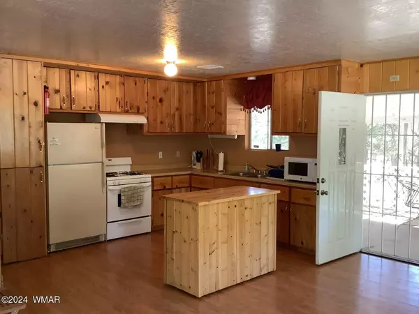 Overgaard, AZ 85933,2765 Elliotts Place