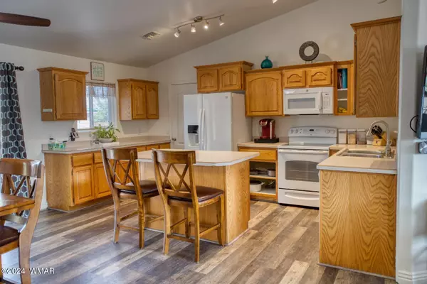 Show Low, AZ 85901,1880 N Pebble Beach Drive