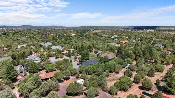 Show Low, AZ 85901,925 Wild Horse Road