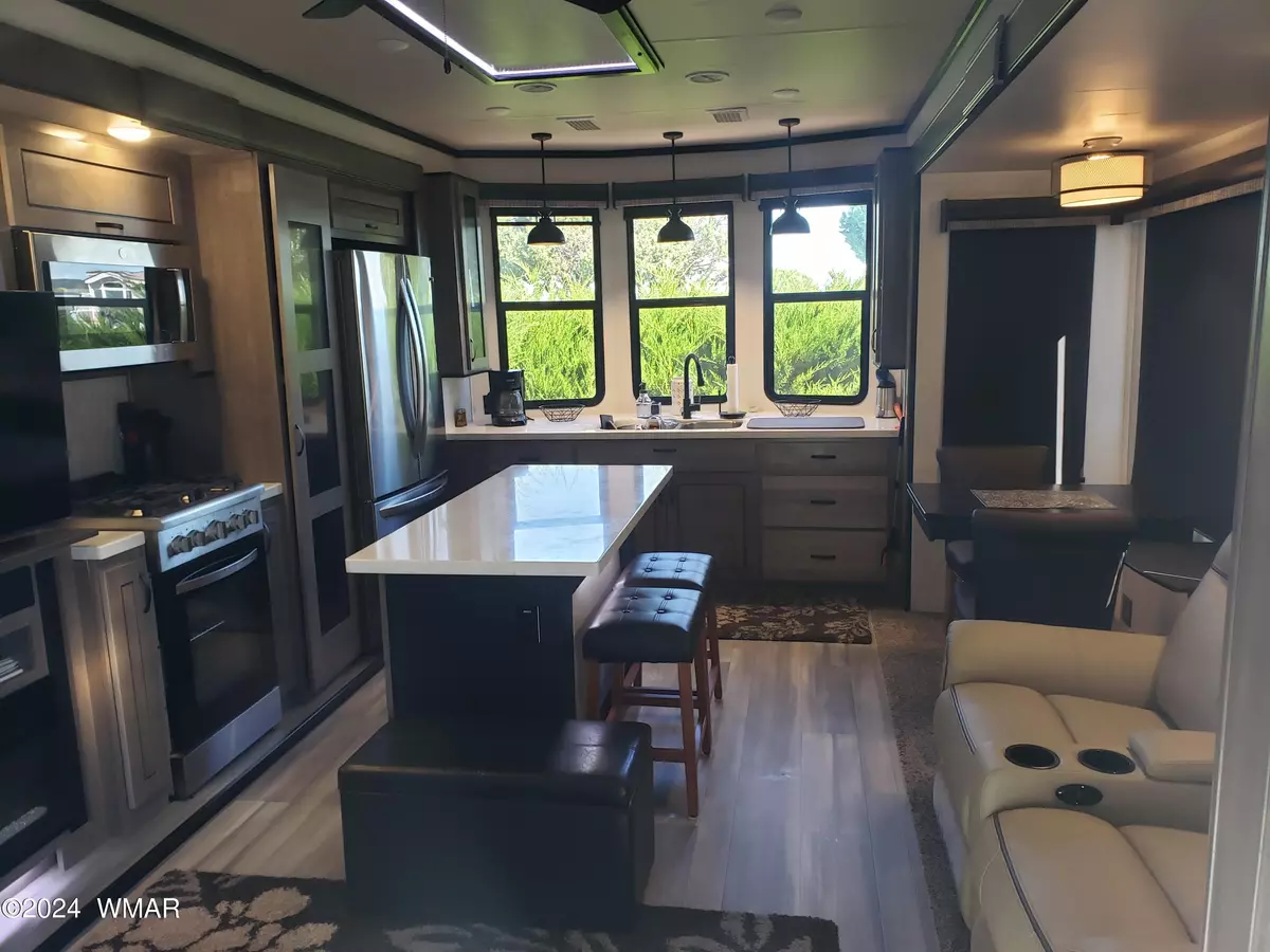 Show Low, AZ 85901,8236 Navajo Circle #449