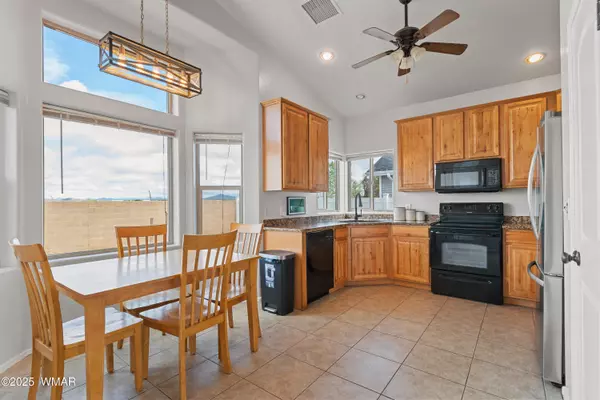 Show Low, AZ 85901,1981 N Pebble Beach Drive
