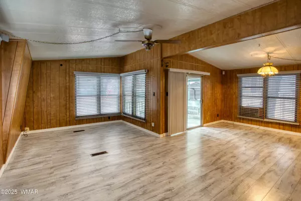 Lakeside, AZ 85929,442 W Heller Lane