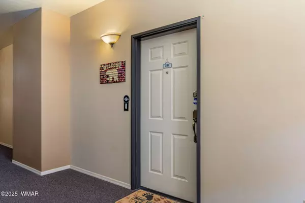 Overgaard, AZ 85933,2361 Quarter Horse Trail