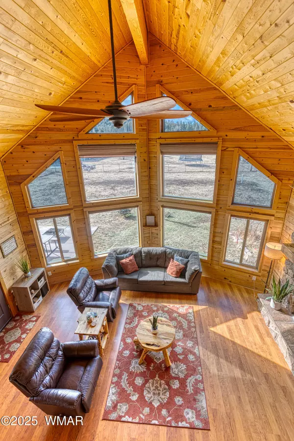 Pinetop, AZ 85935,113 W Skyhawk Road