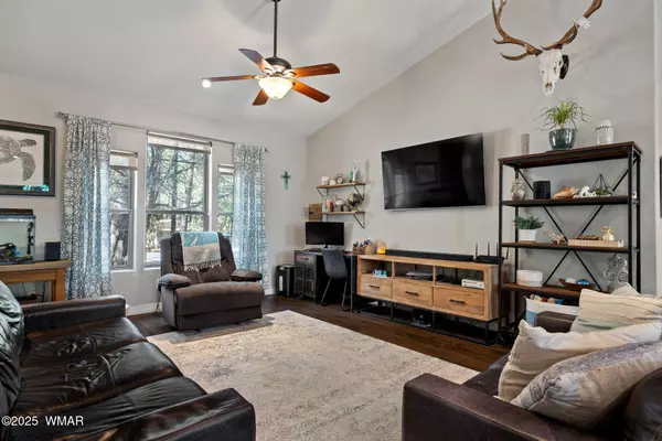 Lakeside, AZ 85929,5367 Elk Parkway